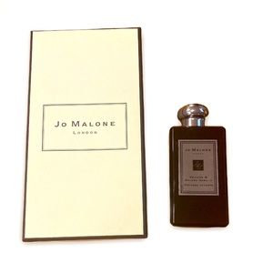 Jo Malone London Vetiver & Golden Vanilla with Box